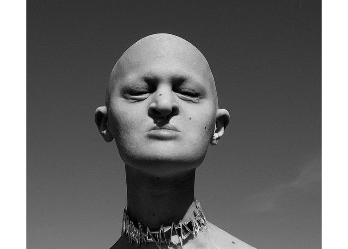 This Model Has No Hair Or Teeth But You Ve Got To See How Amazing She