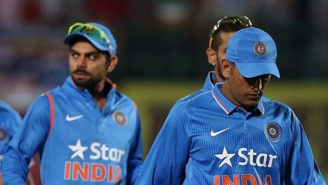 What Dhoni Said To Virat Kohli After Lost First T20 Match