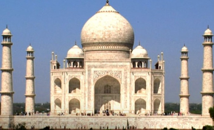 Visiting Taj Mahal To Cost Much More For Foreigners