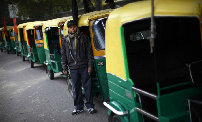 Auto Drivers Will Be Rewarded With Rs 2000 For Helping Out Accident Victims: Delhi Govt