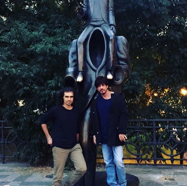 Check Out SRK's Super Stunning Photos From Prague. We Can't Stop Staring