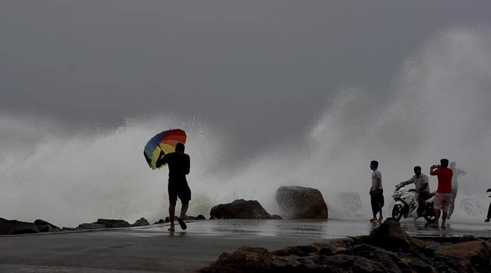 Cyclone Vardah Makes Landfall Near Chennai