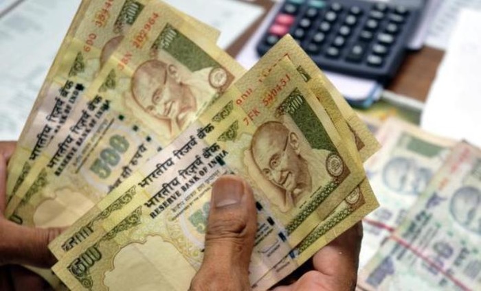 Old Rs 500 Notes To Be Invalid From December 15 Midnight