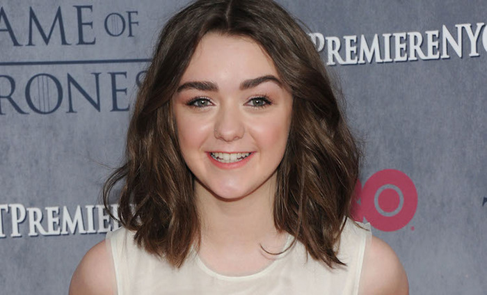 Game Of Thrones Actress Maisie Williams Topless Photo Leaked Online