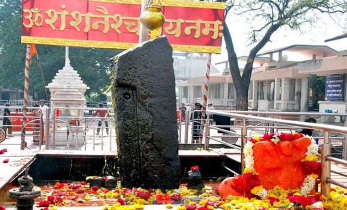 40-Yr-Old Woman Broke The Norm & Became The First Woman Chairperson Of Shani Shingnapur Temple Trust