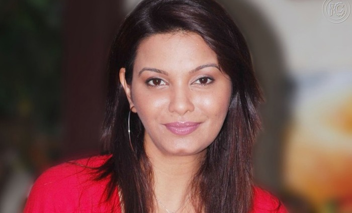 Former Miss World Diana Hayden Delivers Baby Girl Using 8-Year-Old Frozen Egg