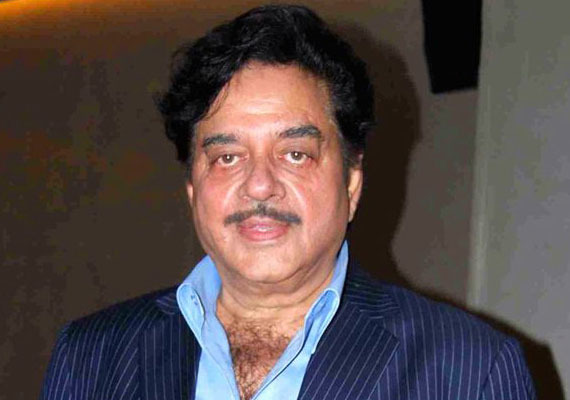 Shatrughan Sinha Opens Up About His 'Baharwali' In His Biography