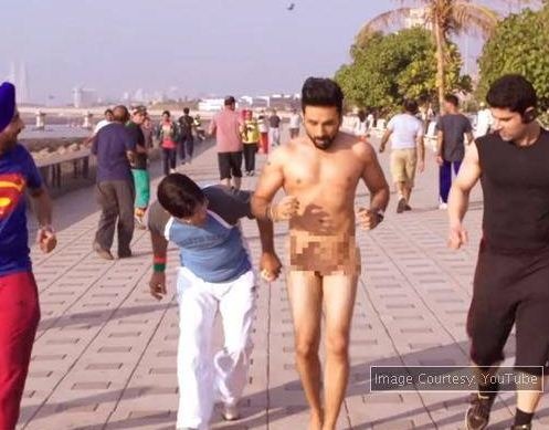 Vir Das Goes Butt Naked Around Mumbai In A Recent Mastizaade Promo!