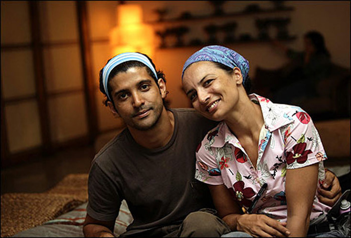 Adhuna And Farhan Akhtar Separate After 15 Years Of Marriage!