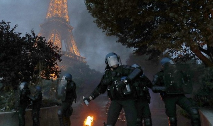 Eiffel Tower Closes Due To Euro Soccer Final Riots