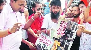 Trucks To J&K Stopped By Punjab Shiv Sena, Muslim Drivers Told To Say 'Bharat Mata Ki Jai'