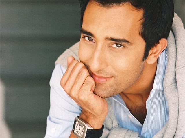 Want To Know Why Rahul Khanna's Trending? Here's Why...