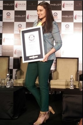 Sonakshi Sinha Enters Her Name In Guinness Book