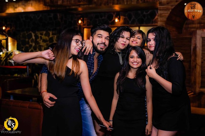 Arjun Hosts A Grand Birthday Party For Friends