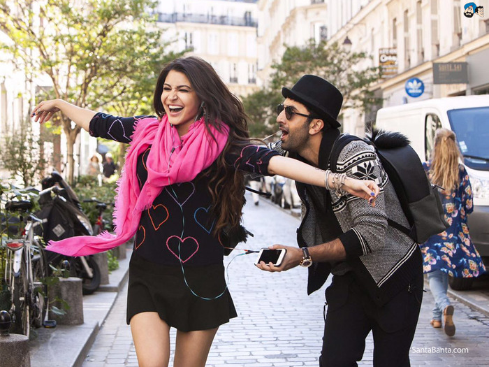 Ae Dil Hai Mushkil Movie Review: A Perfect Blend Of Old School Love Story With The New-Age Twist!
