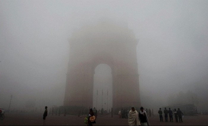 Severe Smog Conditions In Delhi Continue To Hamper City People