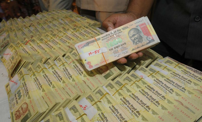Demonetisation Effect: Robbers Conned By Old Notes