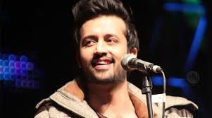 Atif Aslam Stops Concert Mid-Way To Save A Girl From Eve-Teasing