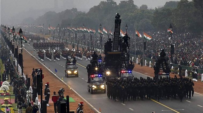 R-Day: Ceremonial Artillery Fires 'perfect 21' In Rainy Weather