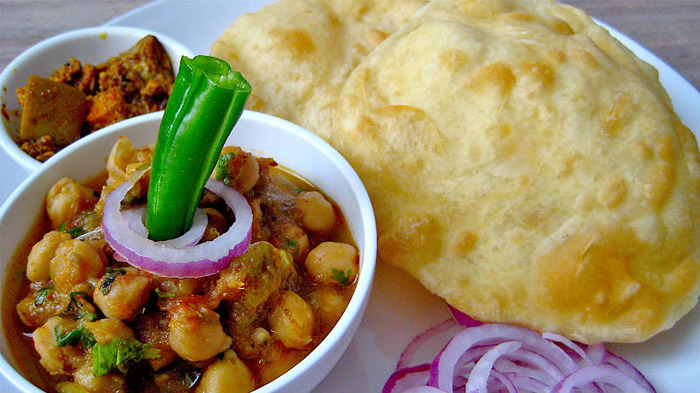 5 Best Places That Serve Incredible Chole Bhature In Delhi