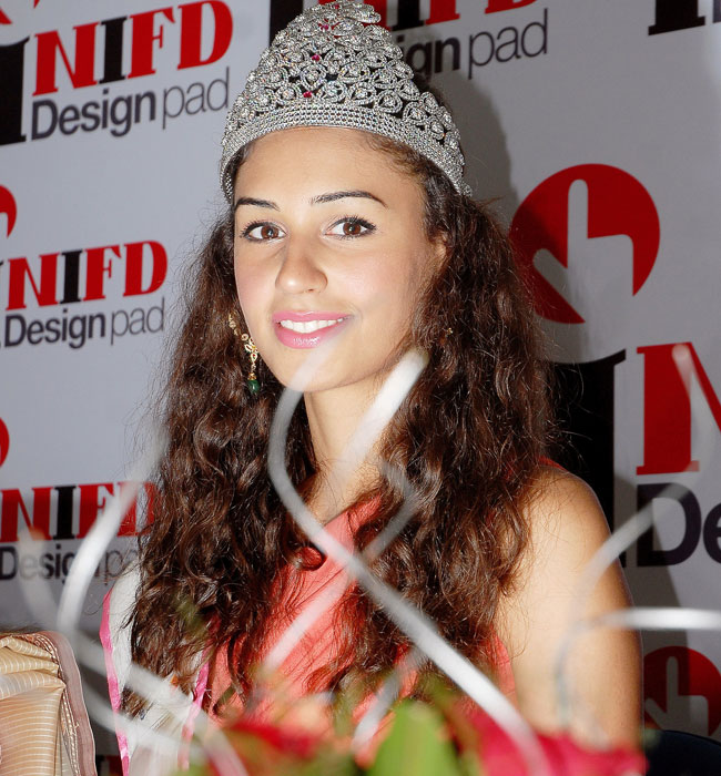 Miss India Earth Hasleen Kaur