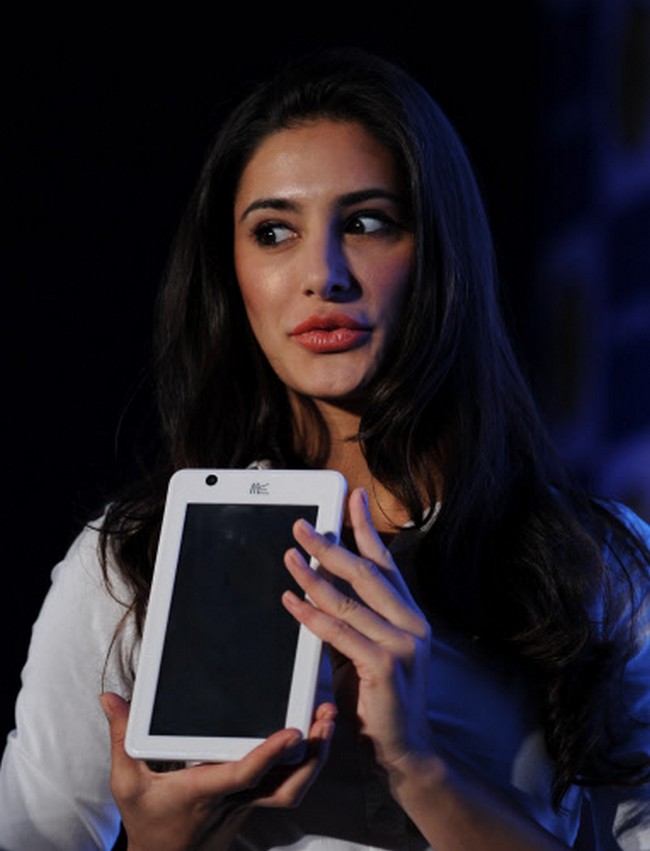 Check Out Sexy Nargis Fakhris Tablet