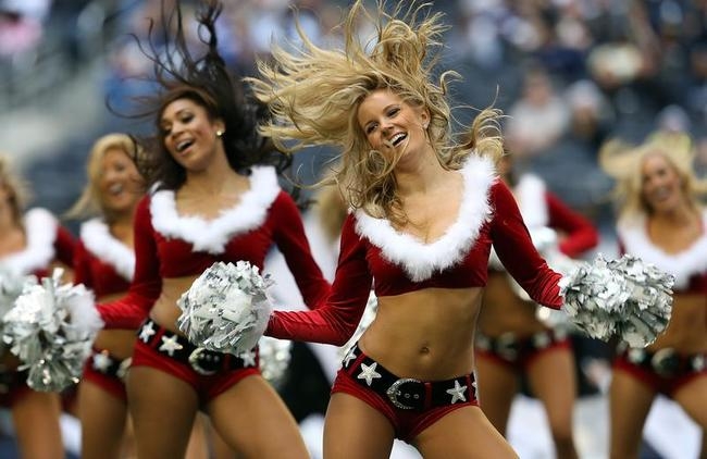 Red hot Cheerleader - NFL Cheerleaders Photo (770313) - Fanpop