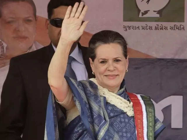 Sonia Gandhi Campaigns in Gujarat