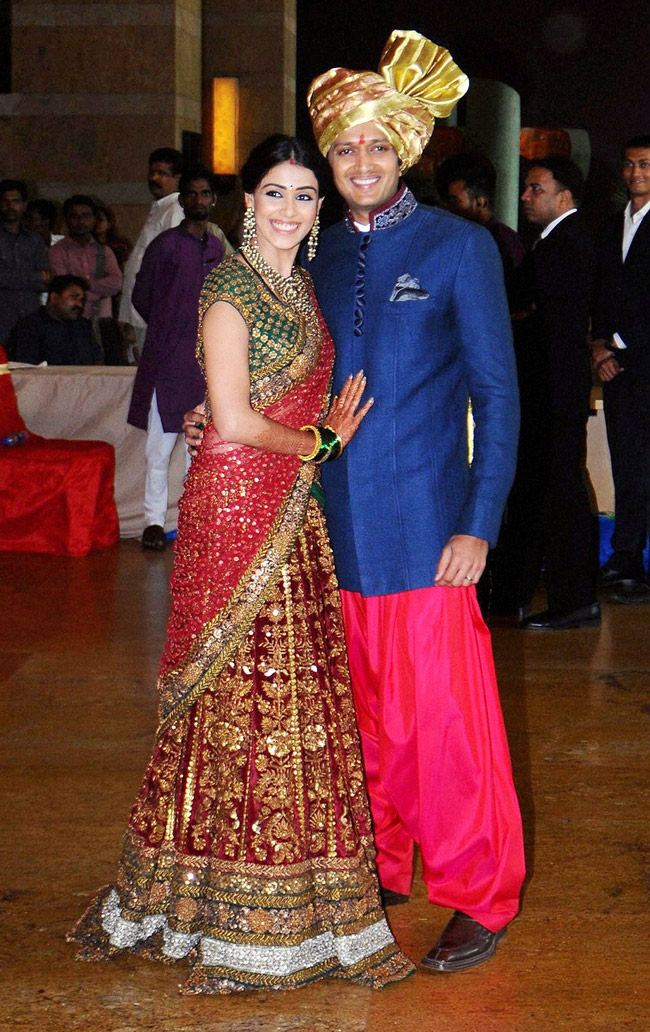 In Pics Riteish Deshmukhs Brothers Wedding 5385