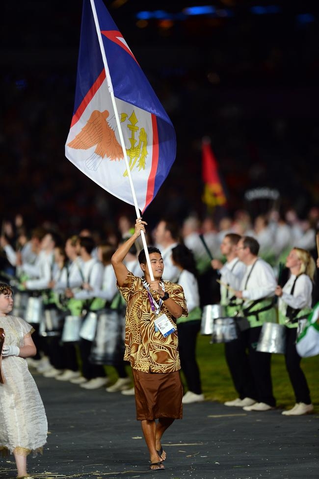 Opening Ceremony: Flag bearers