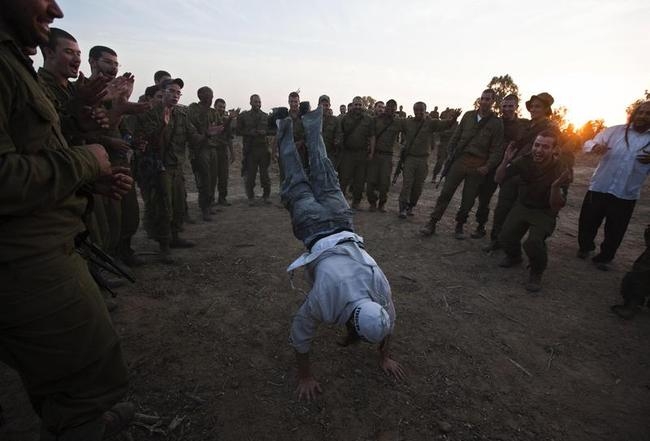 Stunning Pics: Soldiers Of The Gaza Conflict