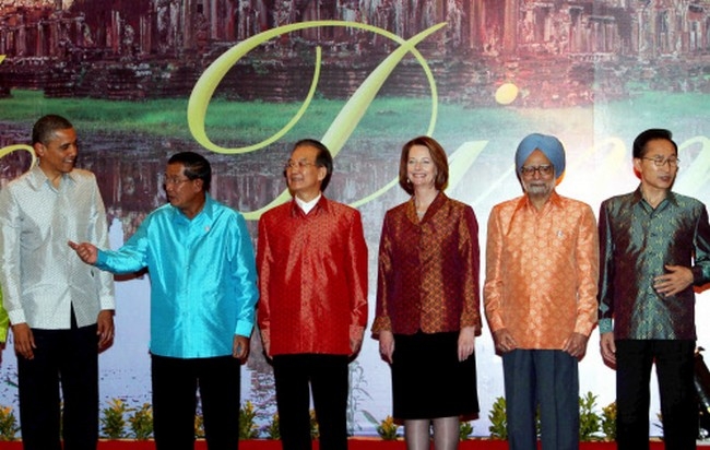 Manmohan Singh Goes Technicolour