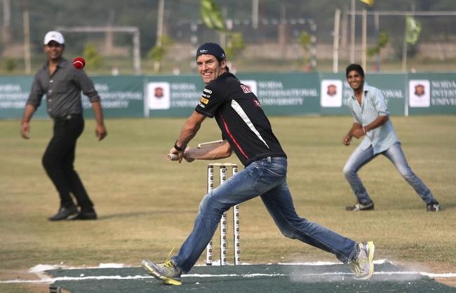 PICS: Mark Webber Plays Cricket