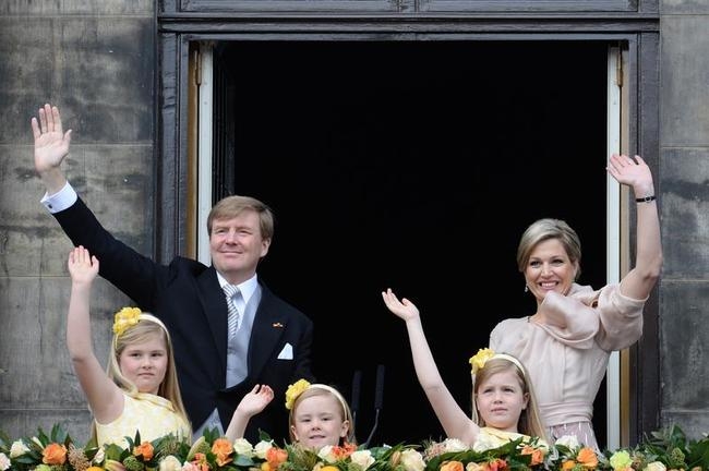 Netherlands Gets a New King: PICS