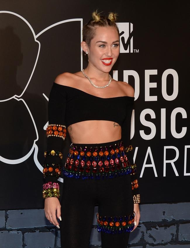 WTF! Miley Cyrus At MTV VMAs