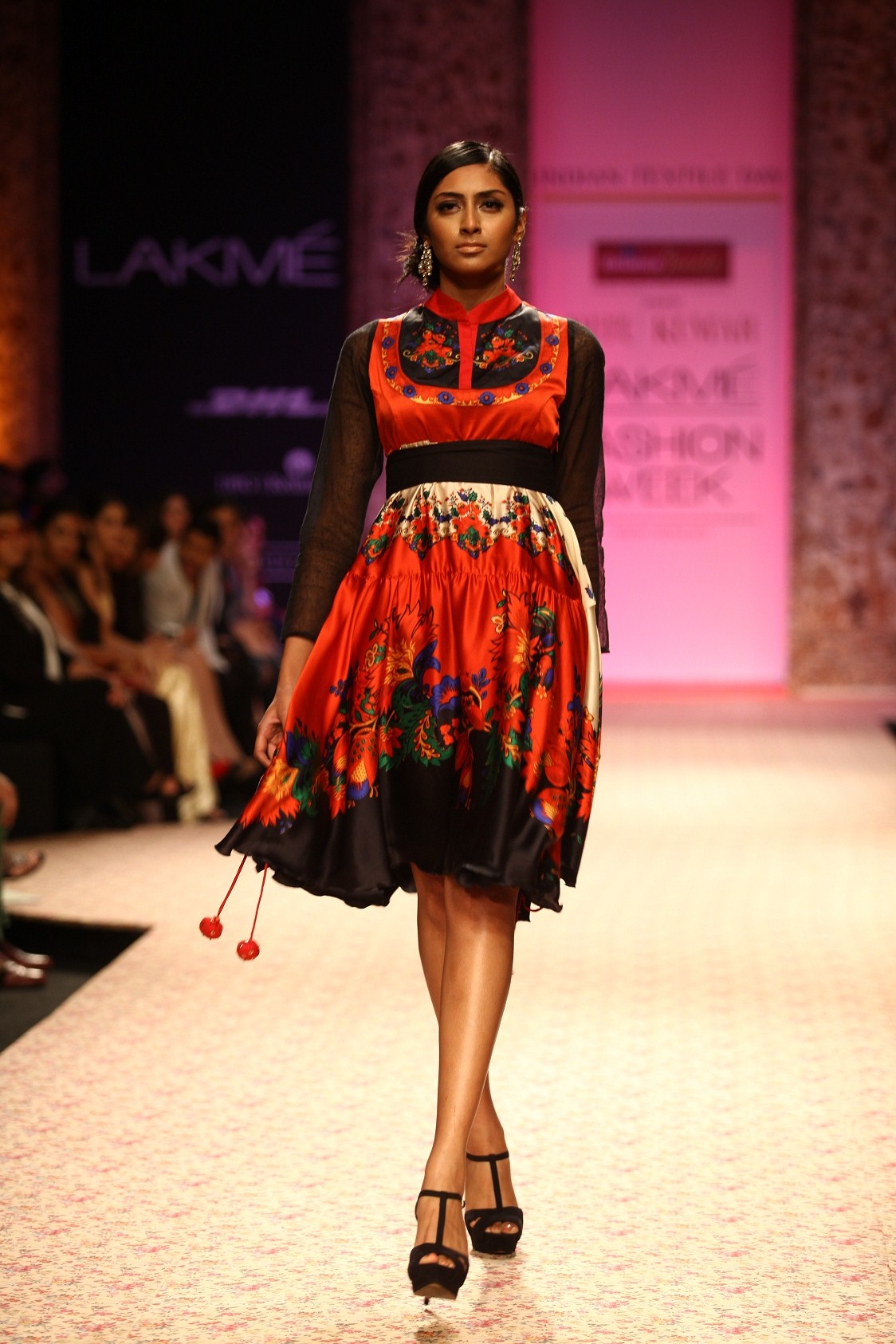 Madras Cafe Babe Goes Desi At LFW