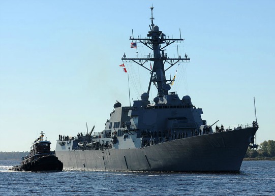 US Destroyers Positioned Near Syria