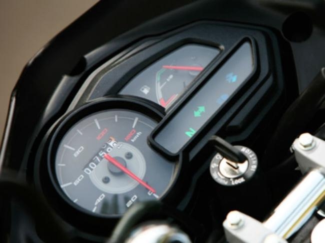 Bajaj discover 100 online speedometer price