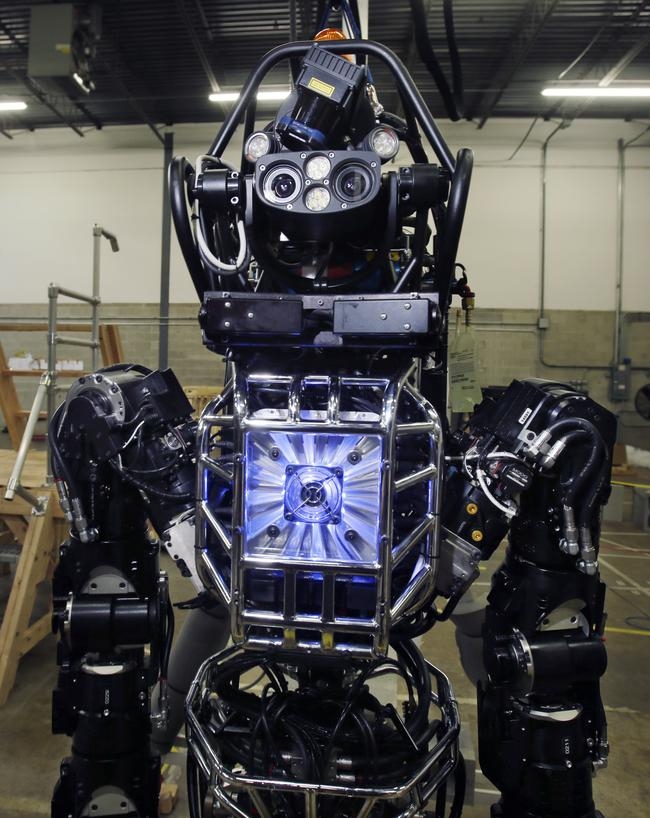 Humanoid Robots to Drive Vehicles