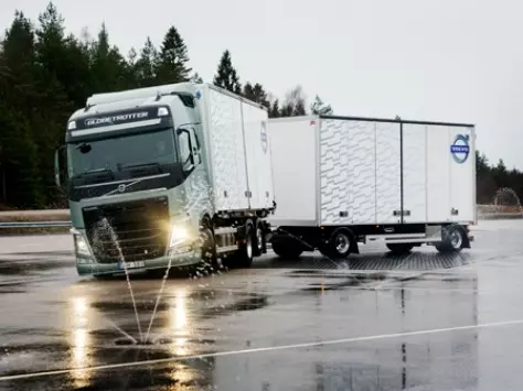 Volvo Boosts Safety on Slippery Roads