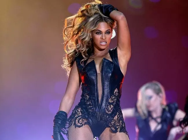 Beyonce Sizzling Super Bowl Act