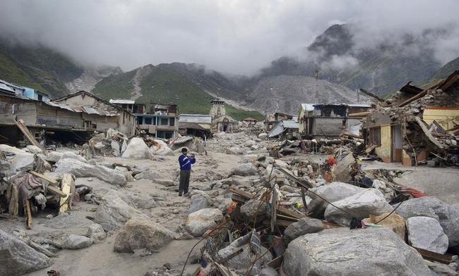 Kedarnath Turns Into Ghost Town: Pics