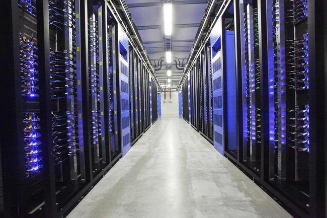 inside-facebook-servers