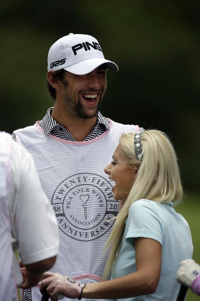 Michael Phelps' Date With Golf and Babes