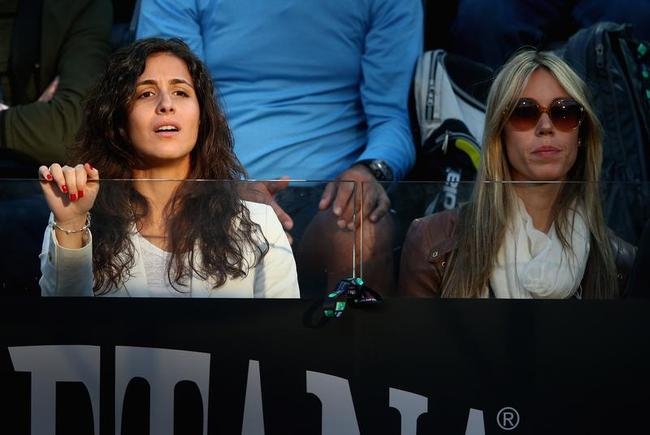 PICS: Rafa's Girlfriend Sizzles in Rome