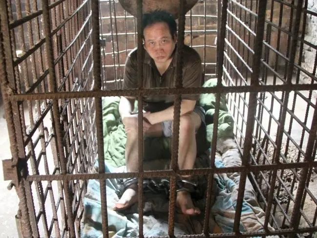 Chinese Man Cage