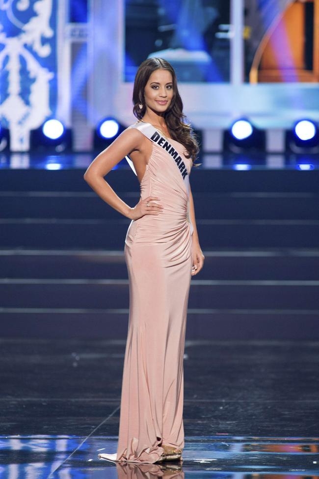Miss Universe 2013 Evening Gown Round 