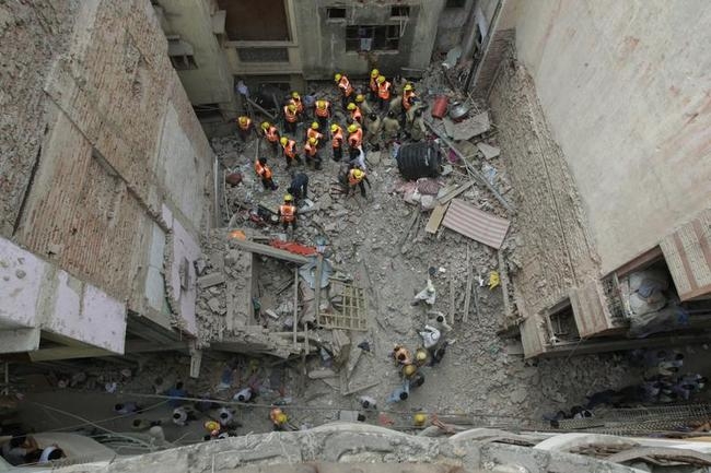 Delhi Building Collapse: PICS