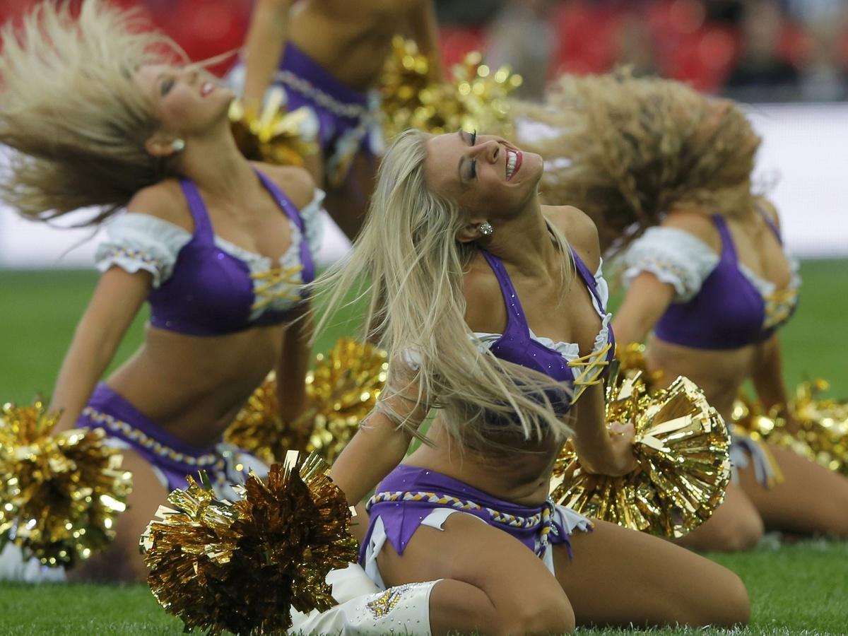 Minnesota Vikings cheerleaders perform during the first half of an