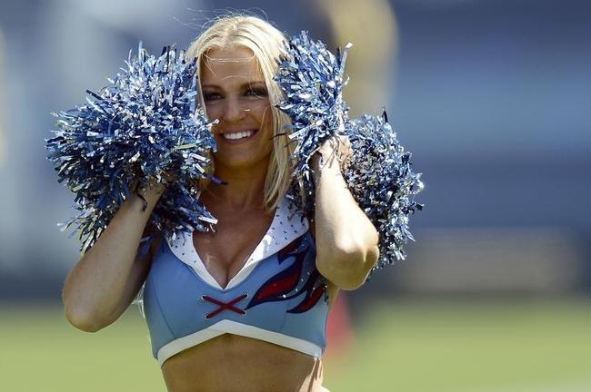 Tennessee Titans Cheerleaders New Uniforms!